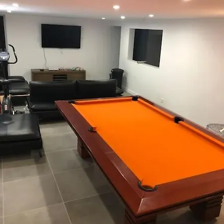 Belle Villa, Piscine Chauffée à 250m Des Plages Biarriz