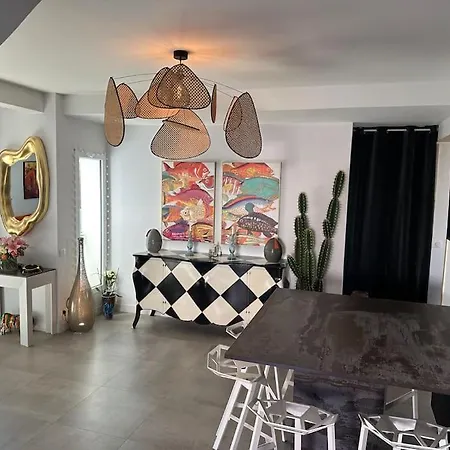 Belle Villa, Piscine Chauffee A 250m Des Plages Villa